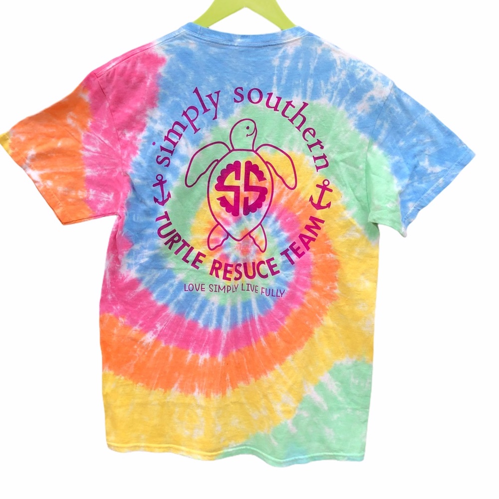 Simply Southern Small T-Shirt Tie Dye Turtle Graphic Tee NEW Rainbow Spiral - Picture 2 of 7